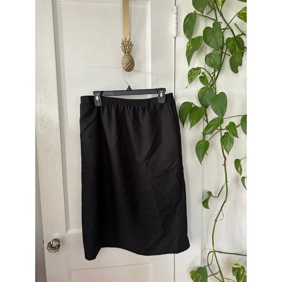 Alfred Dunner women’s size 14 black skirt - Picture 1 of 9